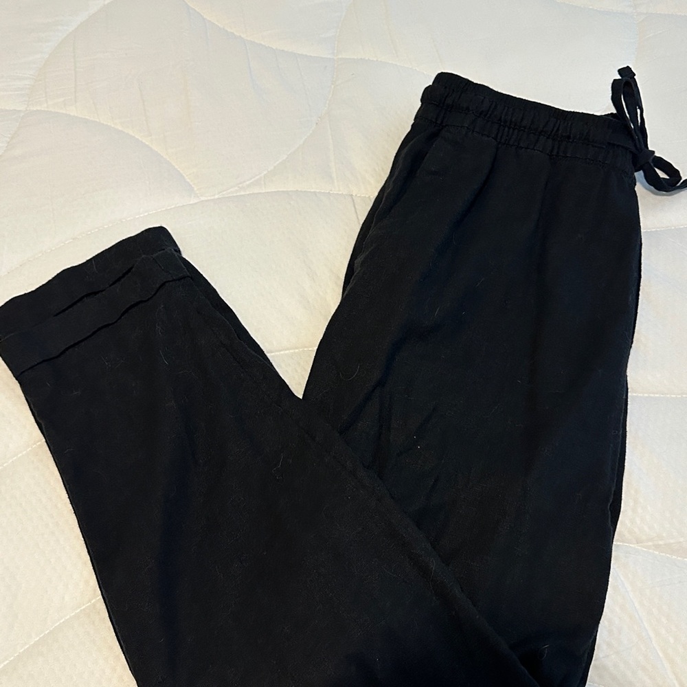 Old Navy Black linen pants Tapered Design